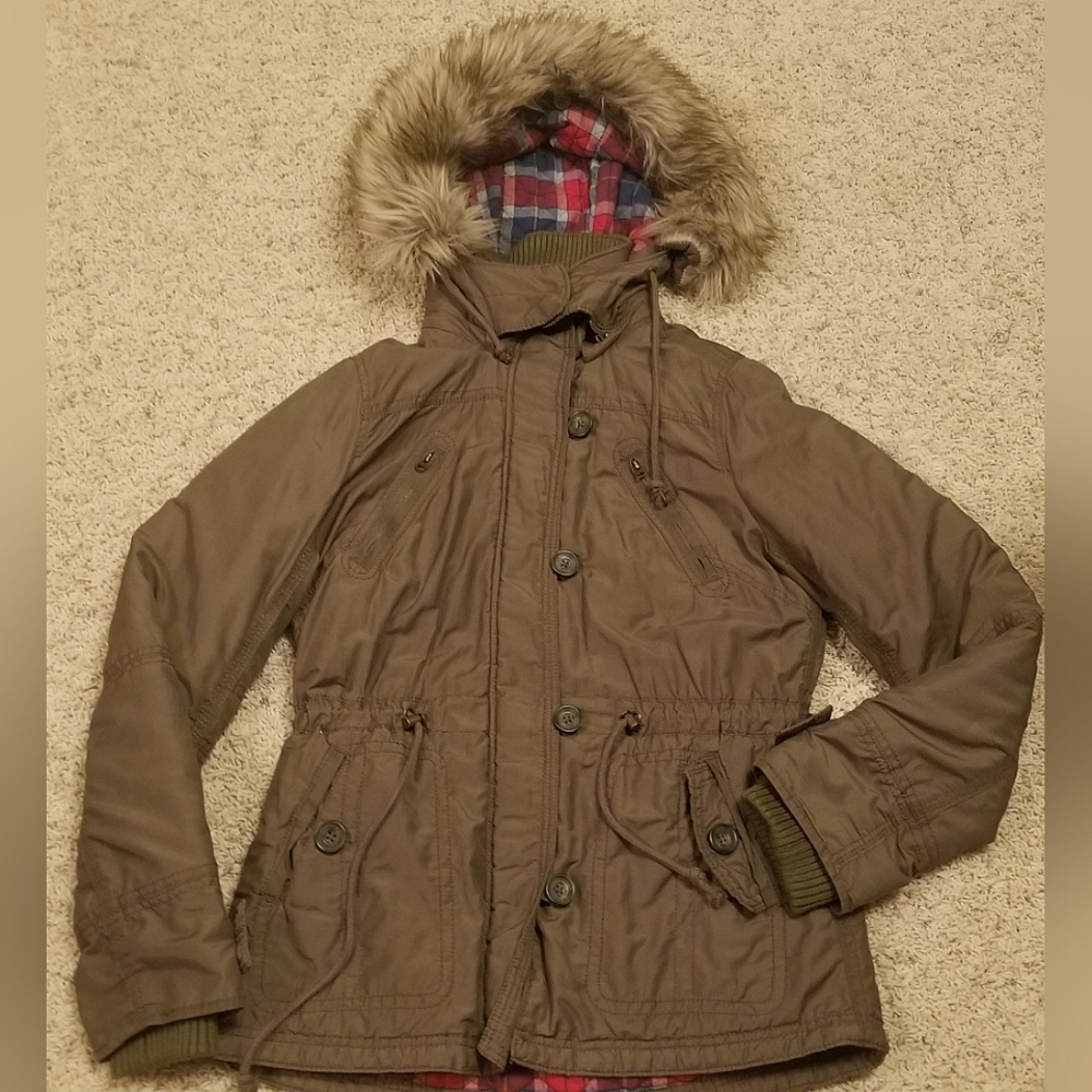 Vintage AEO Cinched Waist Multi Pocketed Detachable Faux Fur Hood Coat